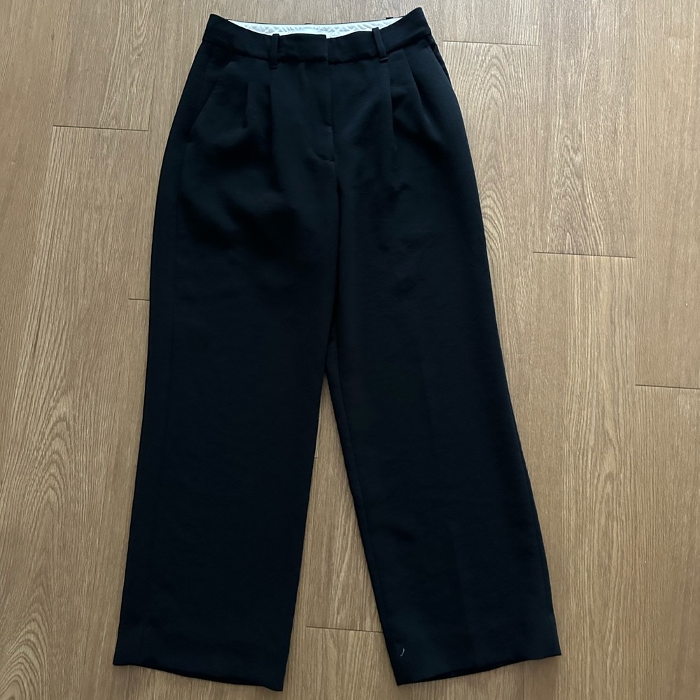 Aritzia effortless pants